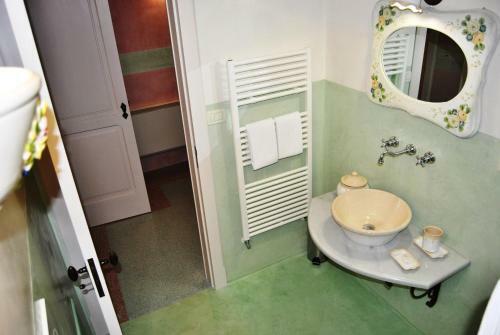 Hostal L' Adelaide