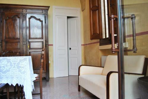 Hostal L' Adelaide
