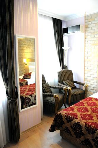 Nil Hotel