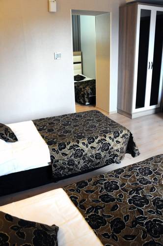 Nil Hotel