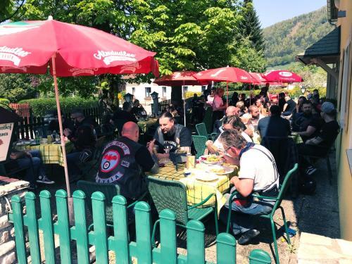 Hostal Landgasthof Klausner