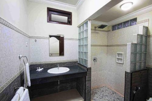 Hotel Genggong