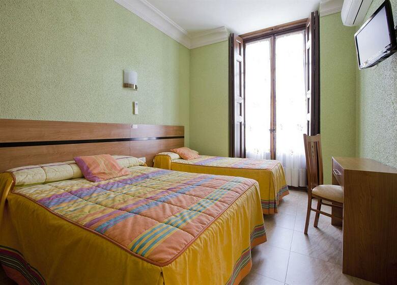 Hostal Castilla II Puerta Del Sol