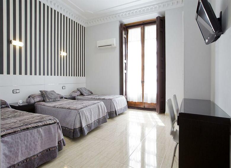 Hostal Castilla II Puerta Del Sol