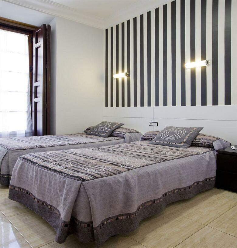 Hostal Castilla II Puerta Del Sol