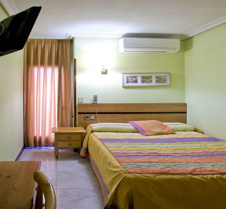 Hostal Castilla II Puerta Del Sol