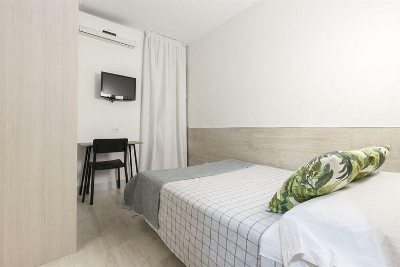 Hostal Castilla II Puerta Del Sol