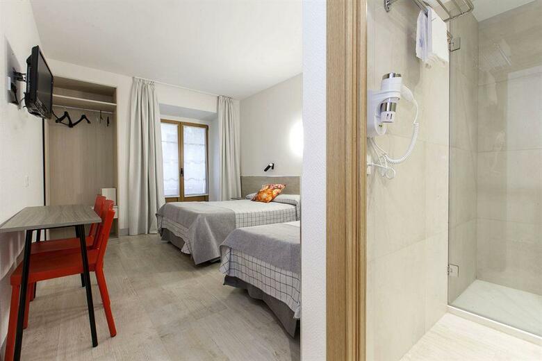 Hostal Castilla II Puerta Del Sol