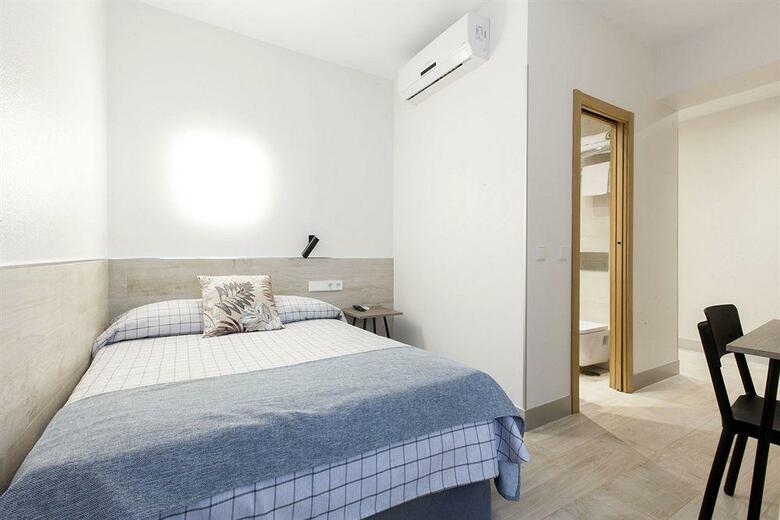 Hostal Castilla II Puerta Del Sol