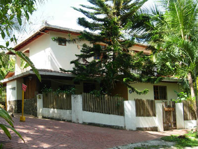 Hotel Tres Banderas