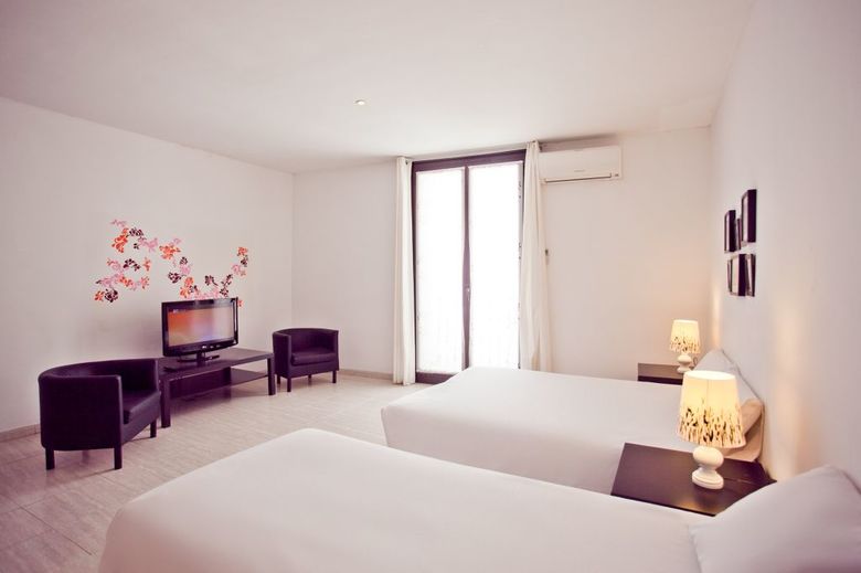 Apartamentos Bacardi Central Suites