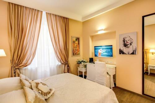 Hostal Rome55