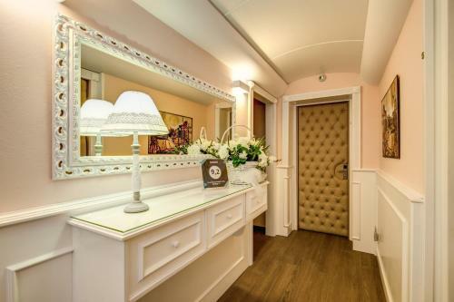 Hostal Rome55