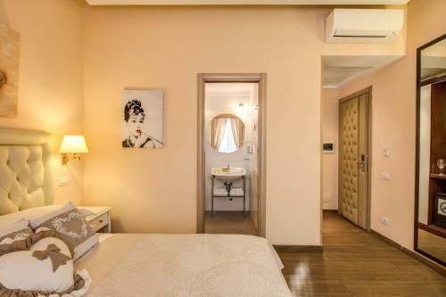 Hostal Rome55