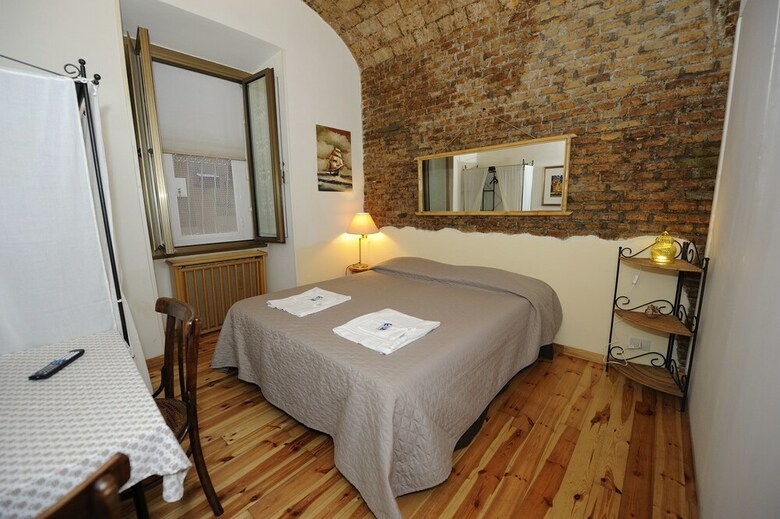 Hostal B&B Chain Gallienus