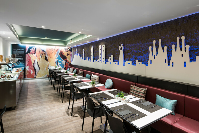 Hotel Catalonia Aviny�
