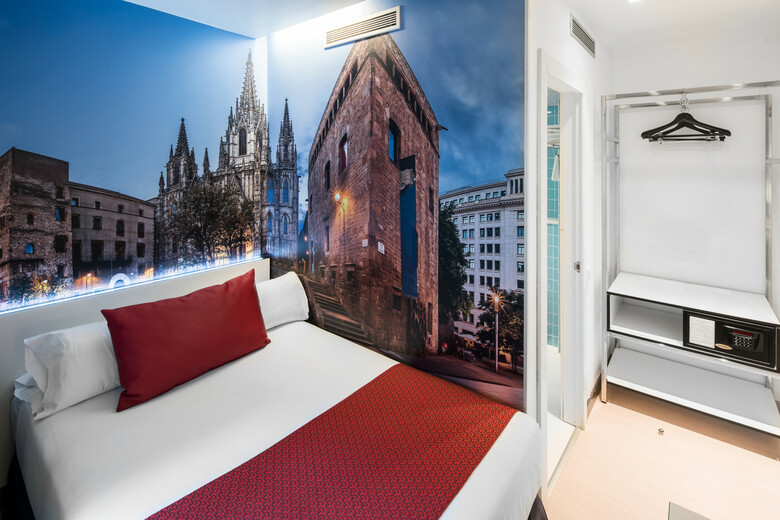 Hotel Catalonia Aviny�