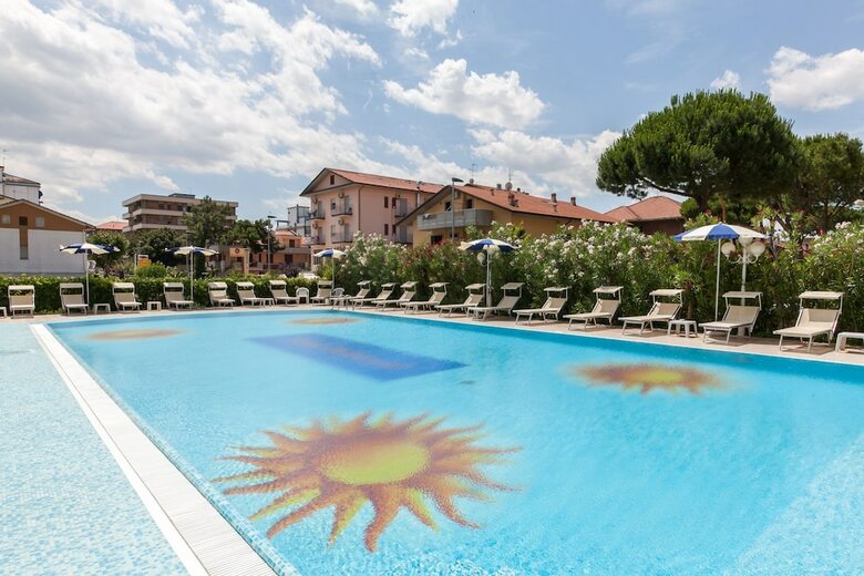 Universal Hotel