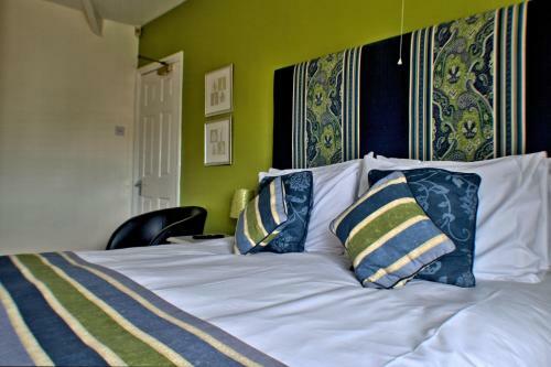 Hostal Rooms At Uphill
