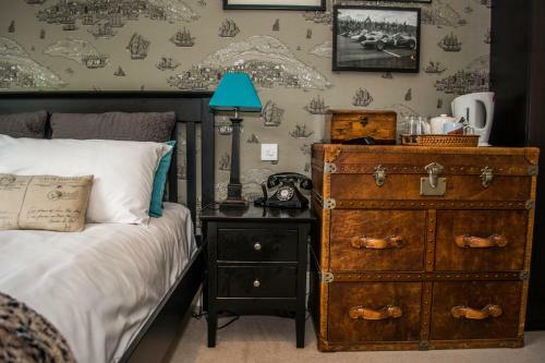 Beachlands Hotel