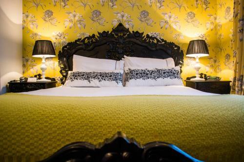 Beachlands Hotel