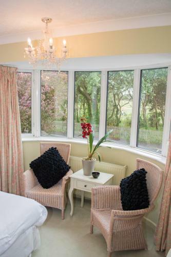 Beachlands Hotel