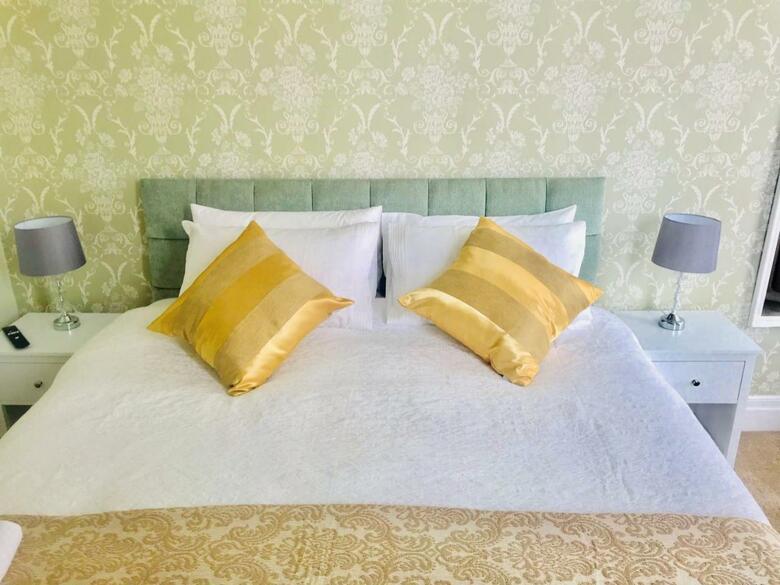 Hostal Highlea Guest House