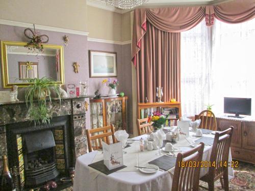 Bed & Breakfast Camellia Lodge Guest House