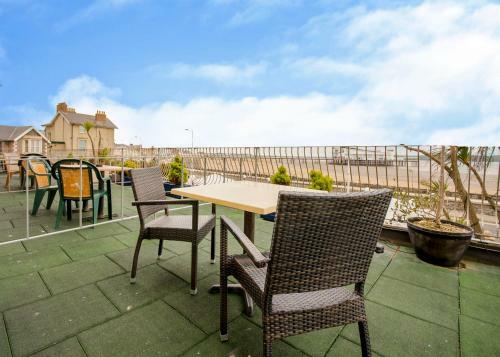 Smiths Hotel