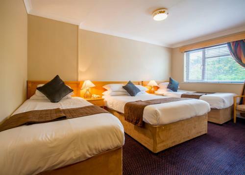 Smiths Hotel