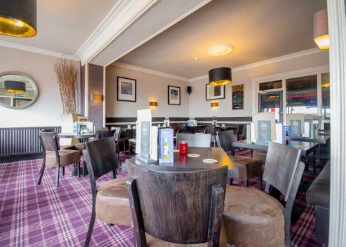 Smiths Hotel