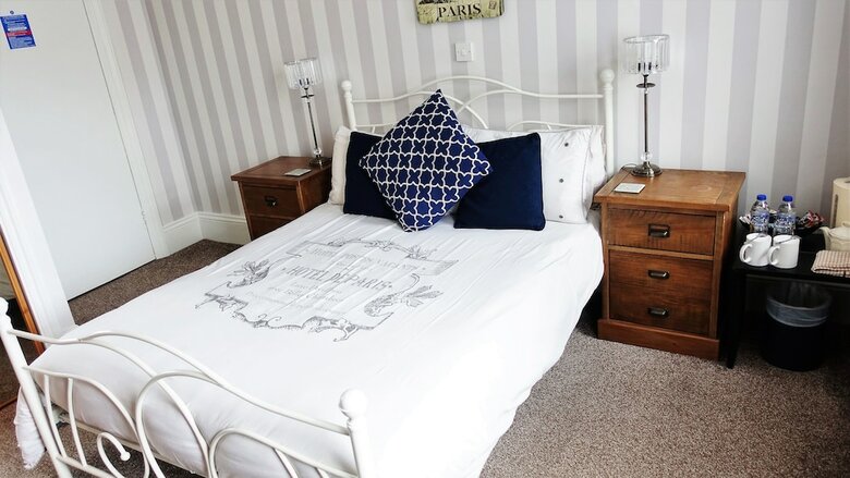 Hostal Oakover Guest House