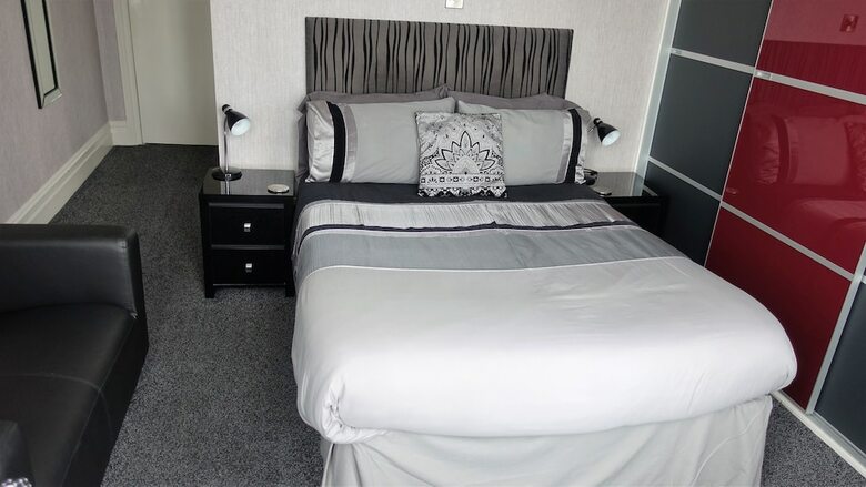 Hostal Oakover Guest House