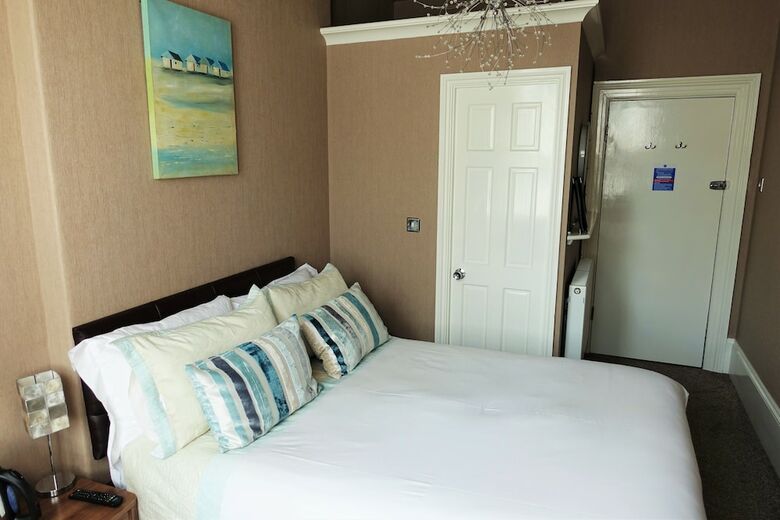 Hostal Oakover Guest House