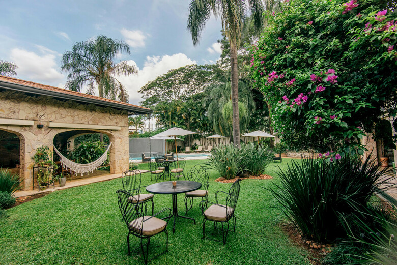 Las Lomas Casa Hotel
