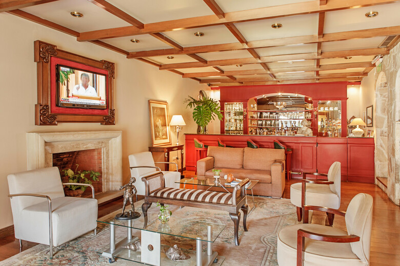 Las Lomas Casa Hotel