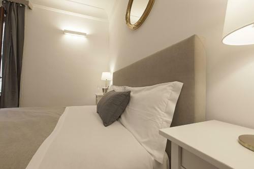 Hostal Lerux International