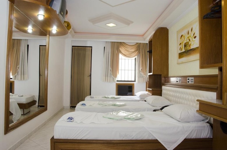 Hotel Omega Palace
