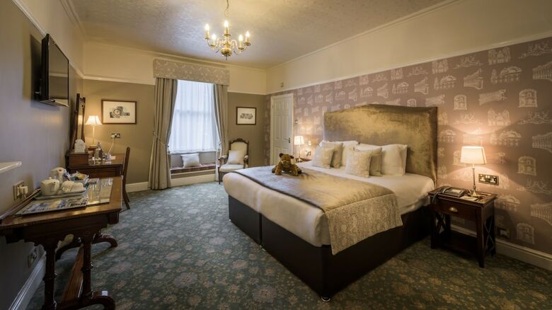 Old Hall Hotel