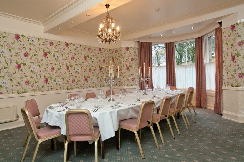 Old Hall Hotel