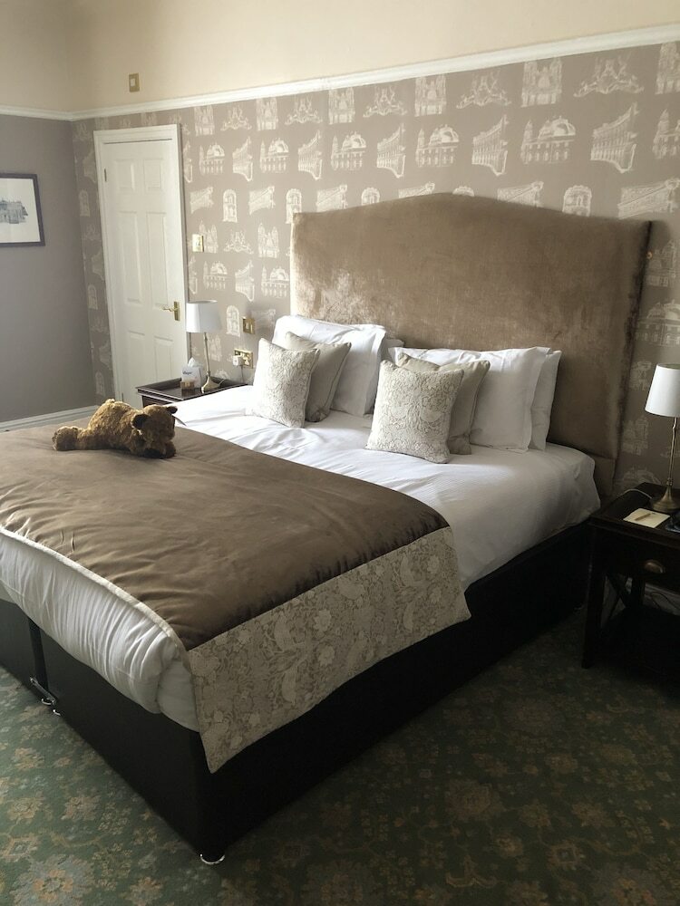Old Hall Hotel