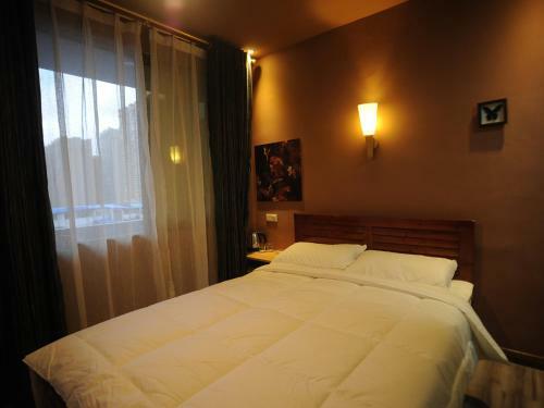 Shu Hostel