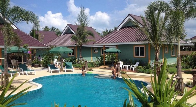 Coconut Homes Khao Lak