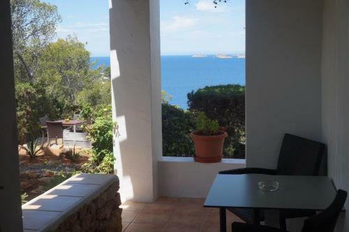 Hostal Cala Moli
