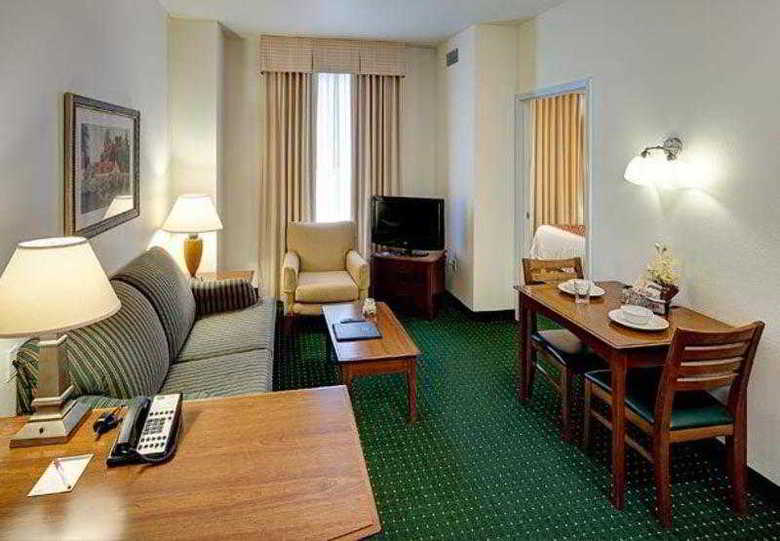 Hotel Residence Inn By Marriott West-energy Corr