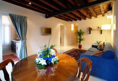 Sarai Apartments