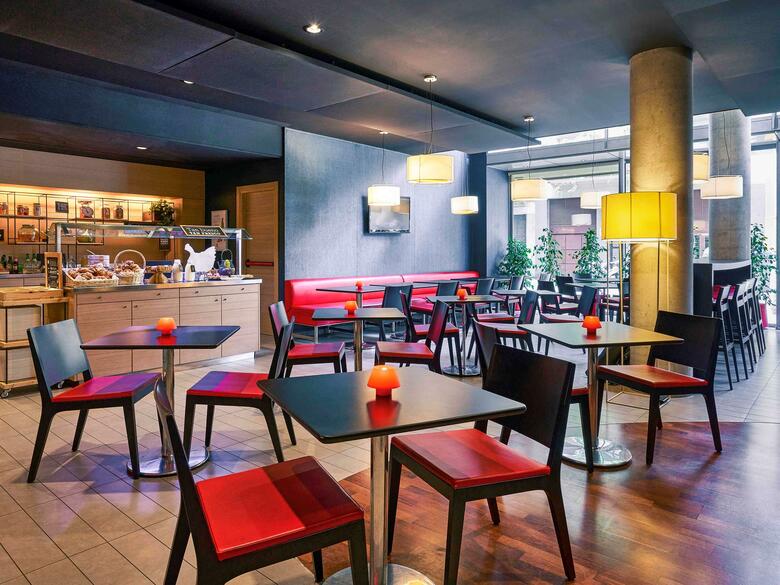 Hotel Ibis Barcelona Centro (Sagrada Familia)