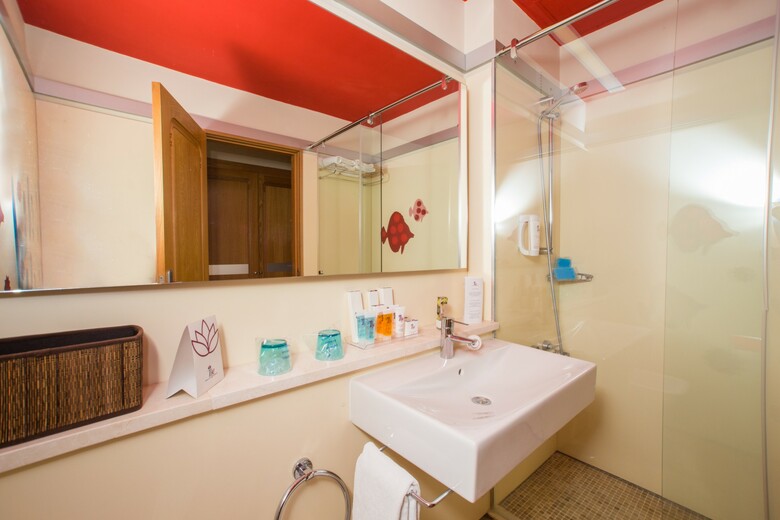 Hotel Livvo Puerto de Mog�n