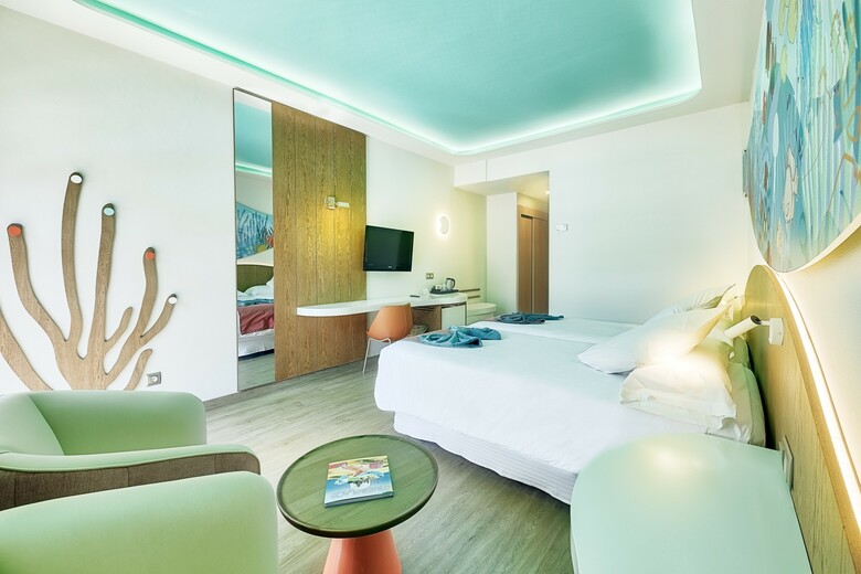Hotel Livvo Puerto de Mog�n