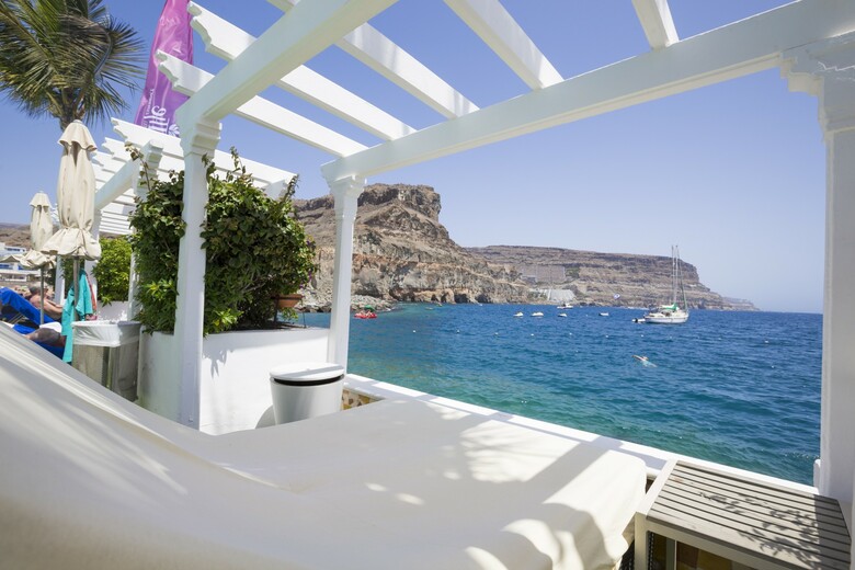 Hotel Livvo Puerto de Mog�n